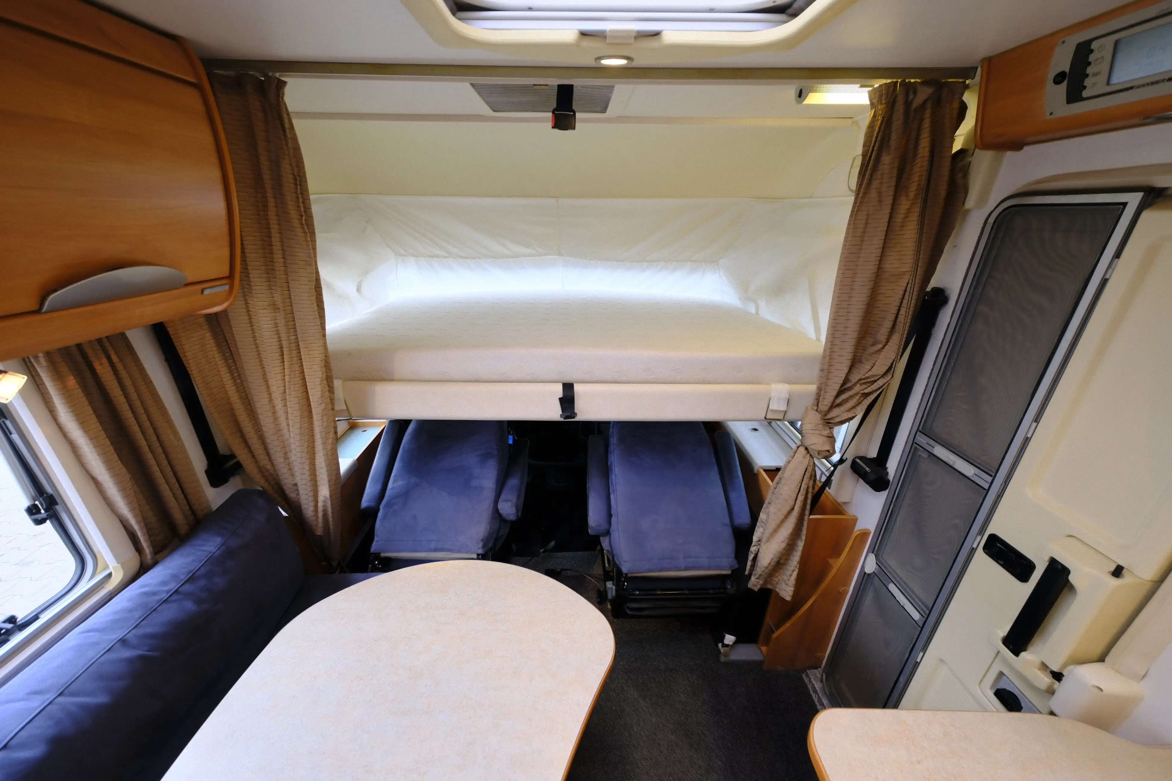 HYMER-ERIBA B 504
